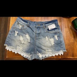 LACE TRIN DENIN SHORT BLUE